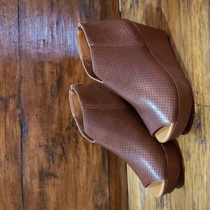 Pierre Dumas Wedge Bootie